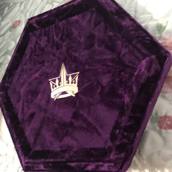 Jeffree Star - Blood Lust Palette - Picture 7 of 8